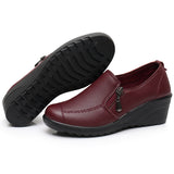 Elderly Women's Wedge Leather Shoes