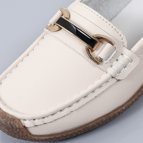 Elegant and Versatile Women’s Loafers with Metal Buckle