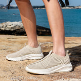 Casual And Lightweight Soft Sole Shoes Couple Slip-on Lofter
