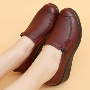 Elderly Women's Wedge Leather Shoes
