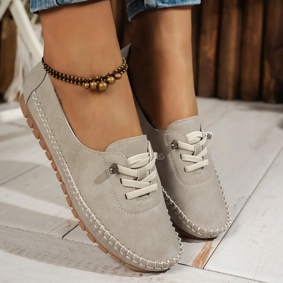 Women’s Comfortable Lace-Up British-Style Loafers
