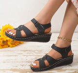 Retro Casual Flower Line ShapedWomen's Slope Heel Sandals