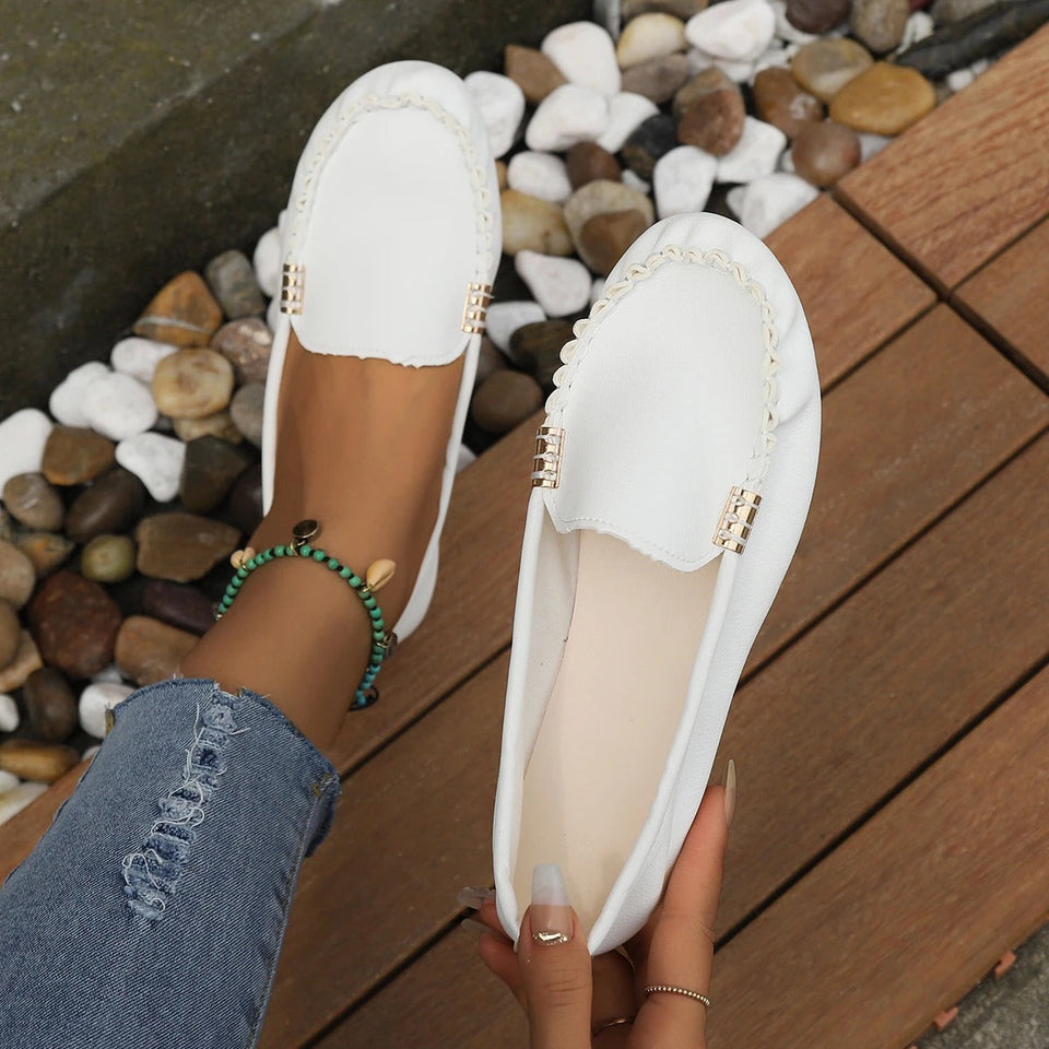 Women’s Loafers with Metallic Detail. 👞✨